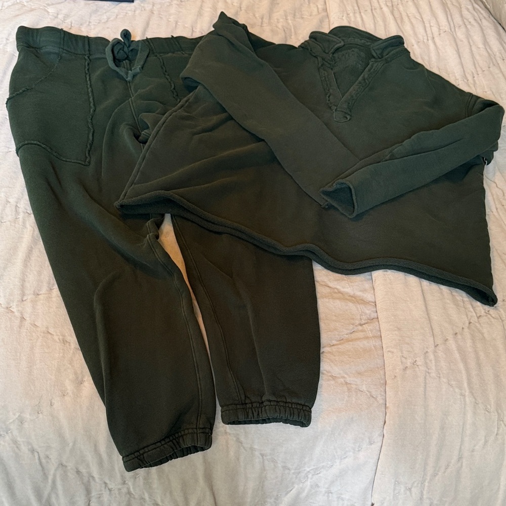 Frank and Eileen Dark Green Jogger Set